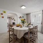 Casa Astrid By The Sea In Feriehus *